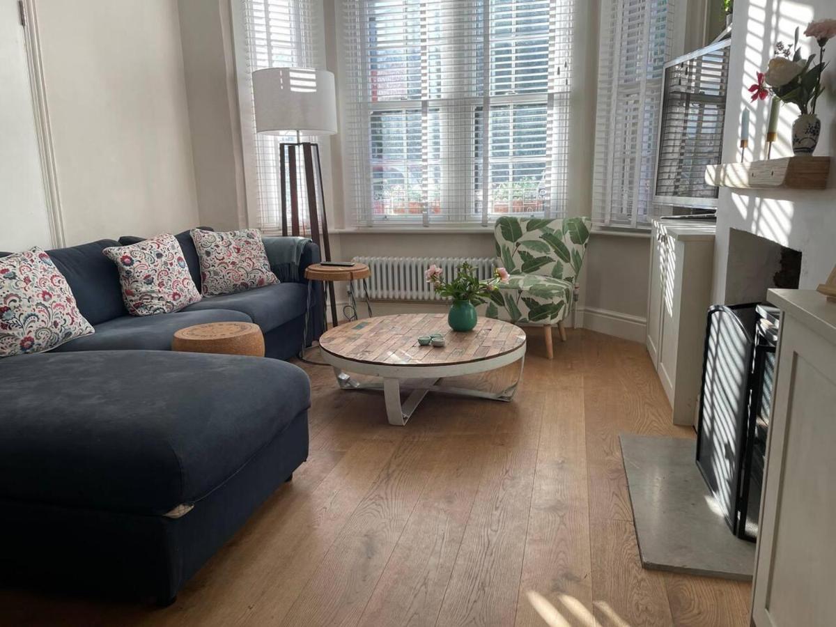 Charming Victorian With Spacious Garden Casa vacanze