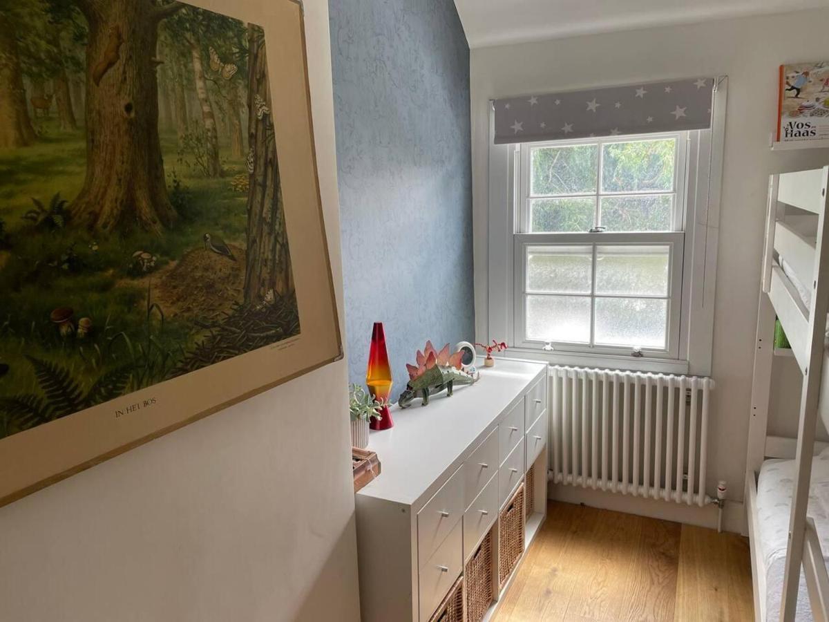Charming Victorian With Spacious Garden Casa vacanze *